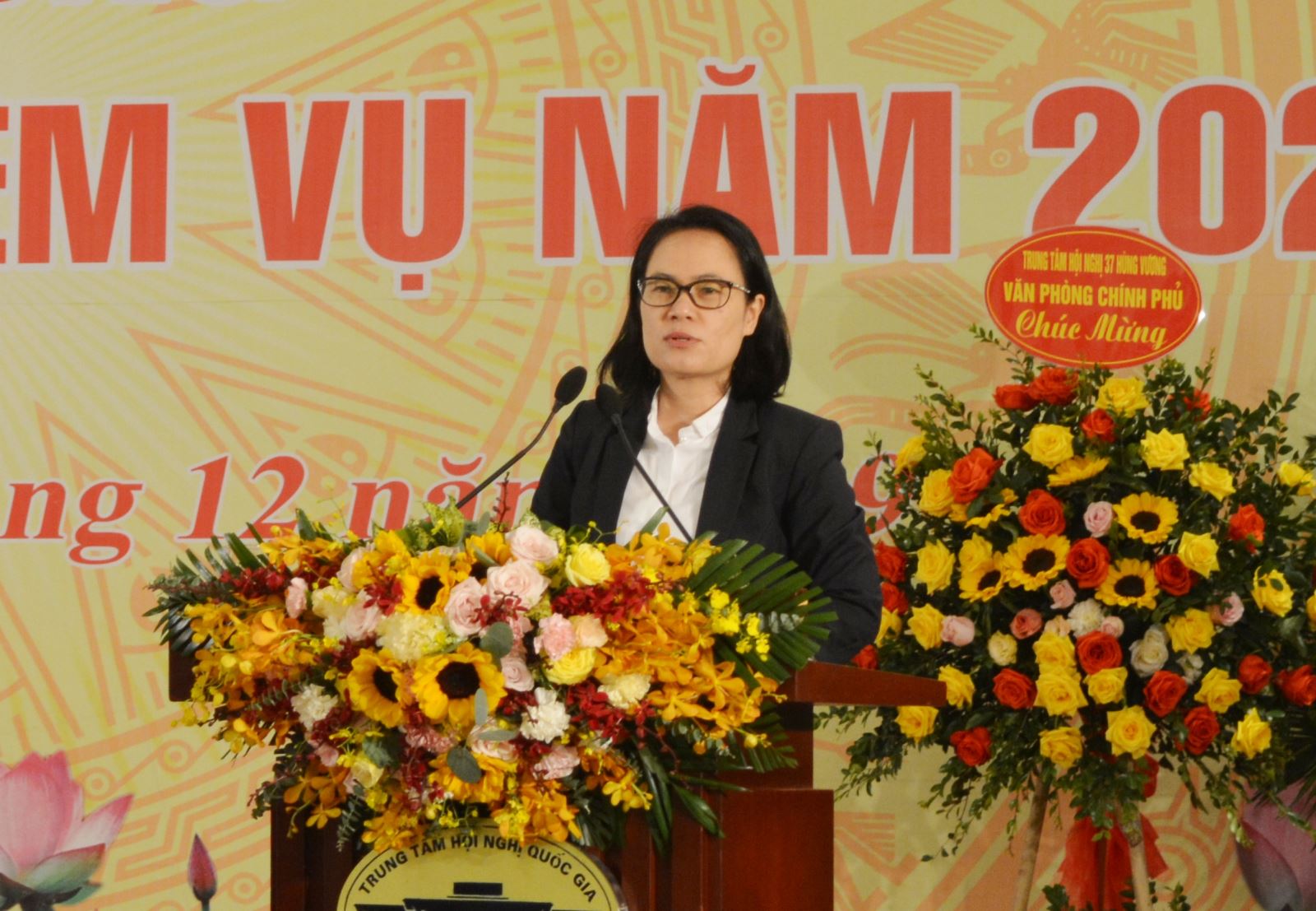 Bí thư Đảng ủy, Giám đốc TTHNQG Dương Thị Thu Hương phát biểu tại I9.bet hiện đang mở.  Ảnh: Hoàng Anh