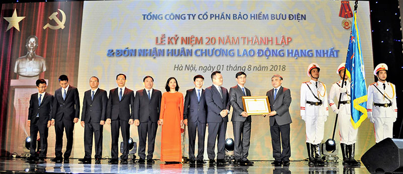 TỔNG CÔNG TY CỔ PHẦN BẢO HIỂM BƯU ĐIỆN KỶ NIỆM 20 NĂM NGÀY THÀNH LẬP & ĐÓN NHẬN HUÂN CHƯƠNG LAO ĐỘNG HẠNG NHẤT